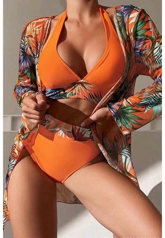 Three
  piece bikini set for versatile looks
  Lively and colorful tropical print
  Contrast trim detailing for modern style
  Halter neck design for adjustable fit and bust support
  bikinis offer various styles
  Available in both CM and INCH size chart for easy size selection
Material: 100% Polyester