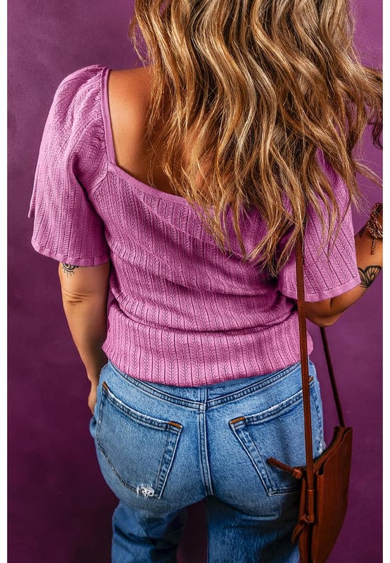 Our styles are designed with a trendy fitted look in mind following an international size standard. For the best fit we suggest choosing one size up from your usual. Be sure to check our sizing chart to find your perfect match!
  Graceful square neckline
  Playful wide sleeves
  Slim fit silhouette
  Textured knit fabric with unique patterns
  Highlighted sexy curve
Material: 100% Viscose