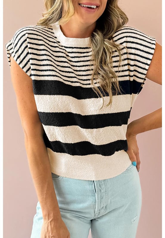 Our styles are designed with a trendy fitted look in mind following an international size standard. For the best fit we suggest choosing one size up from your usual. Be sure to check our sizing chart to find your perfect match!
  Stylish patterned design with mixed stripes
  Round neck
  Relaxed silhouette
  Sleeveless knit
  High
  quality materials
  Stylish and comfortable
  Effortless elegance
  Versatile addition to any wardrobe