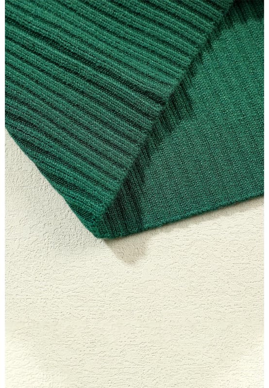 Short sleeve sweater
  Ribbed knit texture
  Patch pocket detail
  High
  quality materials
  Versatile design
  Suitable for all genders