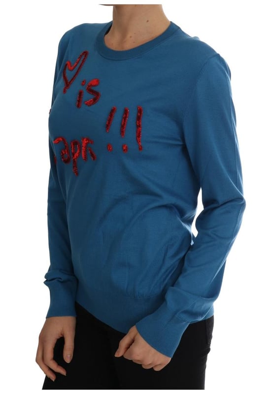 Marca: Dolce & Gabbana.
  Material: 100% seda.
  Color: Azul.
  Motivo: Lentejuelas rojas El amor es el bordado Capri.
  Coleccion: Cuento de hadas.
  Fabricado en Italia.
  Detalles del logotipo.