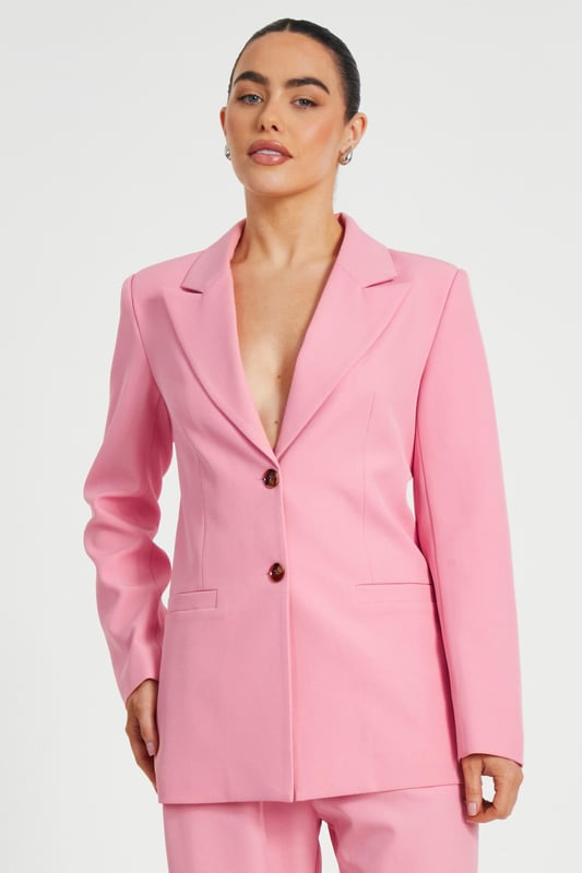 - Woven finish - Lapel neckline - Single breasted - Long sleeves - Model height: 5'3" - Model wears uk 6 / us 2 / eur 34 - Always check the wash care label - Cool hand wash with mild detergent