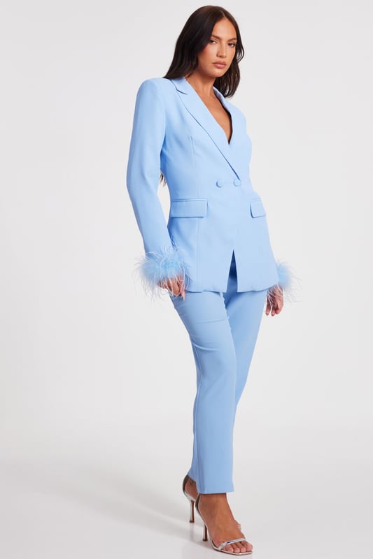 - Woven finish - High waisted - Tapered leg - Tailored look - Model height: 5'6" - Model wears uk 8 / us 4 / eur 36 - Always check the wash care label - Cool hand wash with mild detergent