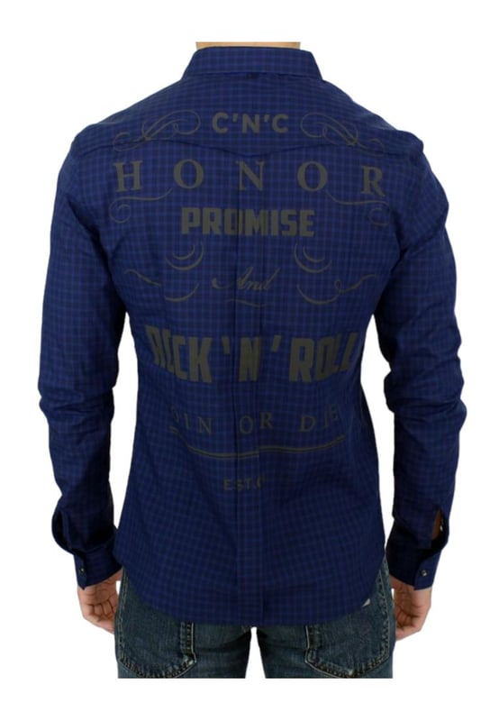 100% Authentiek Kostuum National CNC blauw geruit katoenen casual overhemd
  Casual stijl met volledige knoopsluiting aan de voorkant
  Gemaakt van hoogwaardig 100% katoen
  Stijlvol blauw geruit patroon
  Twee borstzakken voor extra gemak
  Logodetails