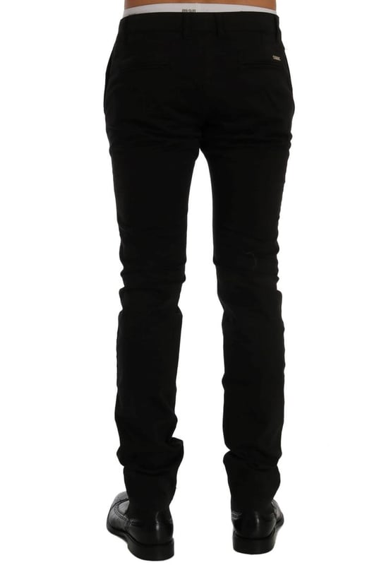 Absolutely stunning 100% Authentic brand new with tags
  Slim fit
  Two front pockets and two back pockets
  Zipper fly closure
  Logo details
  Made in Italy
  Material: 97% Cotton 3% Elastane
  Gender: Men