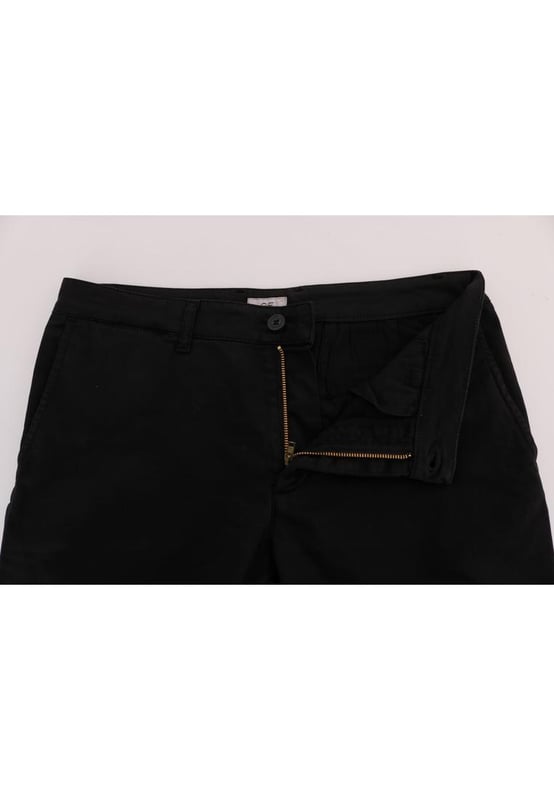 Absolutely stunning 100% Authentic brand new with tags
  Slim fit
  Two front pockets and two back pockets
  Zipper fly closure
  Logo details
  Made in Italy
  Material: 97% Cotton 3% Elastane
  Gender: Men