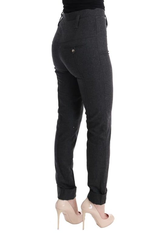 Ermanno Scervino Women's Gray Virgin Wool Skinny Casual Pants Brand: Ermanno Scervino
Condition: Brand new with tags
Color: Gray
Style: Casual skinny pants
Made in Italy
Material: 79% Virgin wool 19% PA 2% Elastane