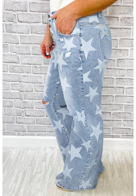 Stylish star printed design for a trendy look
  Multiple buttons add unique detail to the jeans
  Slit knee and destroyed design for a bold statement
  Perfect for combining with a variety of tops and shoes
  Available in plus sizes
Material: 72% Cotton 26% Polyester 2% Elastane