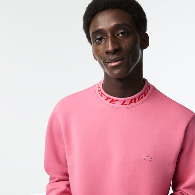 Men’s Lacoste Double Sided Logo Collar Sweatshirt Round neck with jacquard logo: Little details that make a big difference. - Chevron insert at neck: An iconic finishing touch.- Rubber-feel crocodile: Stand out in Lacoste.- Double-sided fabric: Soft and warm  perfect for every day. - Ref: SH5690-2R3