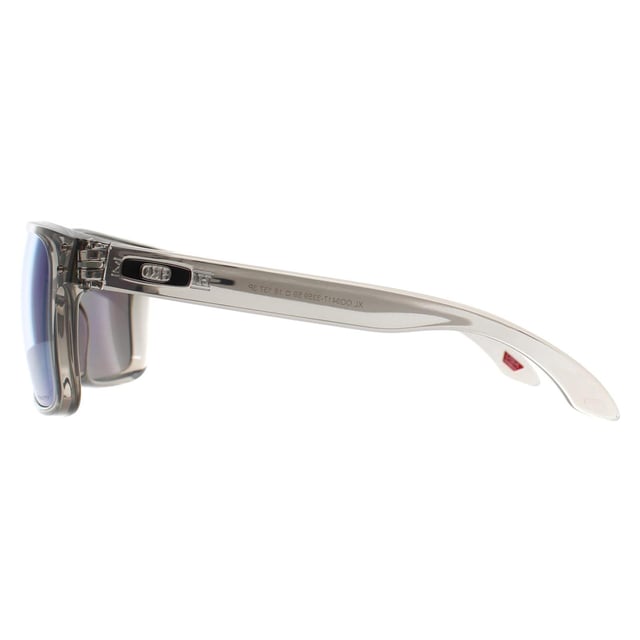 Oakley Square Mens Grey Ink Prizm Jade Polarised Holbrook XL  Sunglasses is simply a larger lensed version of the best-selling Holbrook model for extended coverage. They still have a retro look in this vintage style designed by snowboarding superstar Shaun White but with the awesome engineering and design that is the Oakley norm.