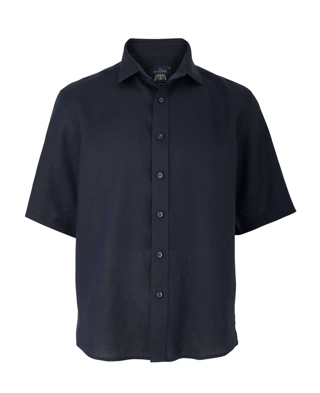 Our luxury navy short sleeve linen shirt. Cut to a shorter length so it can be worn untucked - designed to keep you cool this summer. The shirt features a curl resistant cutaway collar, with an integral and removable collar stay. Made from 100% linen in a a flattering, gently tapered fit for all builds with a soft cutaway collar.