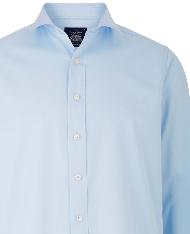 A beautifully soft sky blue slim fit shirt. Made from a cotton twill fabric designed to soften with each wash and tailored for a flattering fit. Cut to a shorter length so it can be worn untucked. Curl resistant cutaway collar, with an integral and removable collar stay.
