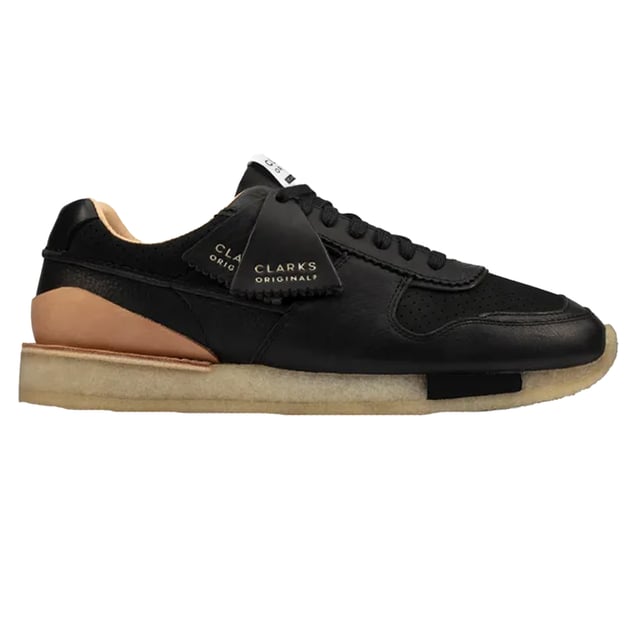 Marke: Clarks. Obermaterial: Leder, Perforiert. Futterstoff: Lammfell, Weich. Laufsohle: Krepp, EVA. Ösen: 7. Gewebetechnik: Flexibel, Leicht. Absatz: Flach. Niedrig geschnitten. Design: Unifarben. Zehenstil: Rund. Zum Schnüren.