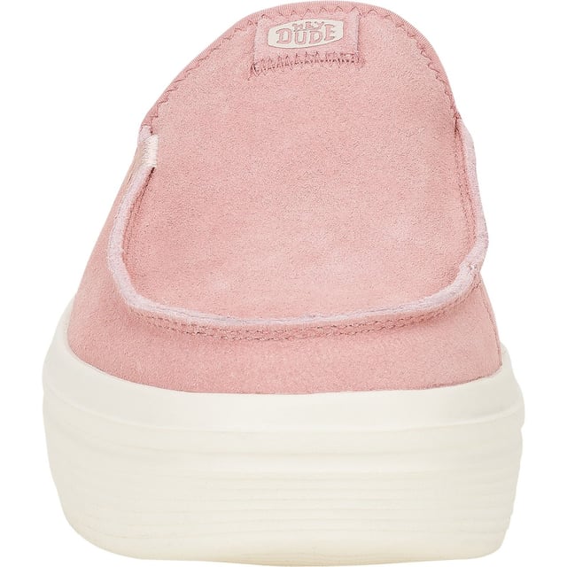 Crafted in suede and with a light-as-air platform outsole, Austin Lift Classic keeps your style riding high. Complete with a raised heel and four wear-anywhere colours.