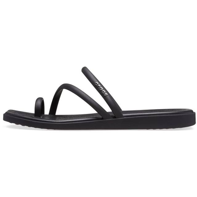 It's hot. It's sexy. It's not afraid to show some skin. Miami is the life of the party and the after-party, this Toe Loop Sandal features sleek minimalist straps and toe loop to make any outfit look effortlessly chic.