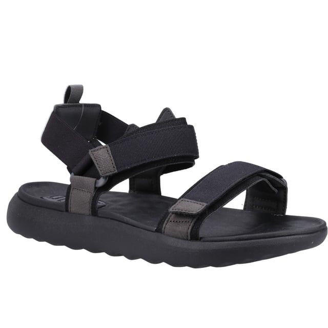 Trend on, trendsetter, in the sandal style of the moment. Carson Sandal's three stretchy and adjustable footsteps create an instant custom fit, with foam throughout for all-foot comfort.