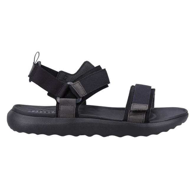 Trend on, trendsetter, in the sandal style of the moment. Carson Sandal's three stretchy and adjustable footsteps create an instant custom fit, with foam throughout for all-foot comfort.