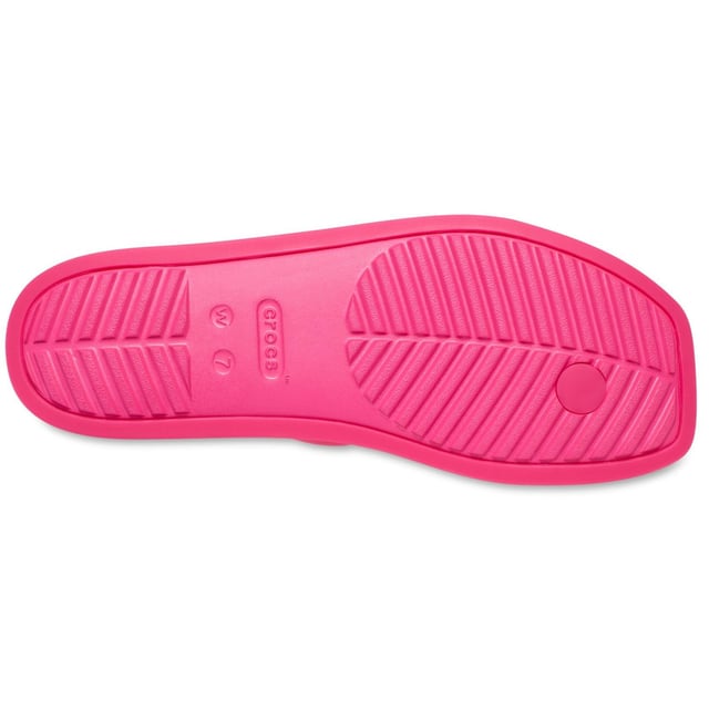 It's hot. It's sexy. It's not afraid to show some skin. Miami is the life of the party and the after-party, this Toe Loop Sandal features sleek minimalist straps and toe loop to make any outfit look effortlessly chic.