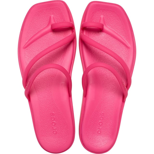 It's hot. It's sexy. It's not afraid to show some skin. Miami is the life of the party and the after-party, this Toe Loop Sandal features sleek minimalist straps and toe loop to make any outfit look effortlessly chic.