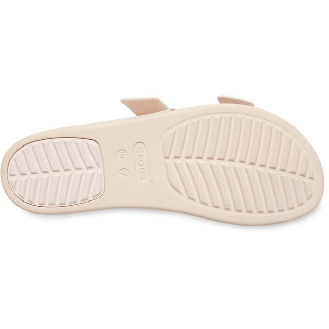 The two adjustable straps on the Brooklyn Sandal Low Wedge provide you with excellent fit and versatile styling. Crocs Brooklyn's lightweight construction and comfort technology allow you to move confidently from work to play without a fuss.