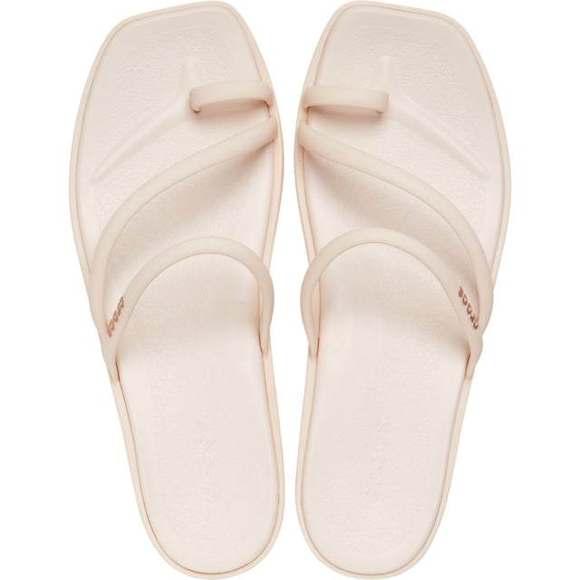 It's hot. It's sexy. It's not afraid to show some skin. Miami is the life of the party and the after-party, this Toe Loop Sandal features sleek minimalist straps and toe loop to make any outfit look effortlessly chic.