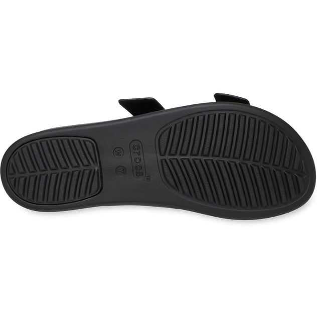 The two adjustable straps on the Brooklyn Sandal Low Wedge provide you with excellent fit and versatile styling. Crocs Brooklyn's lightweight construction and comfort technology allow you to move confidently from work to play without a fuss.