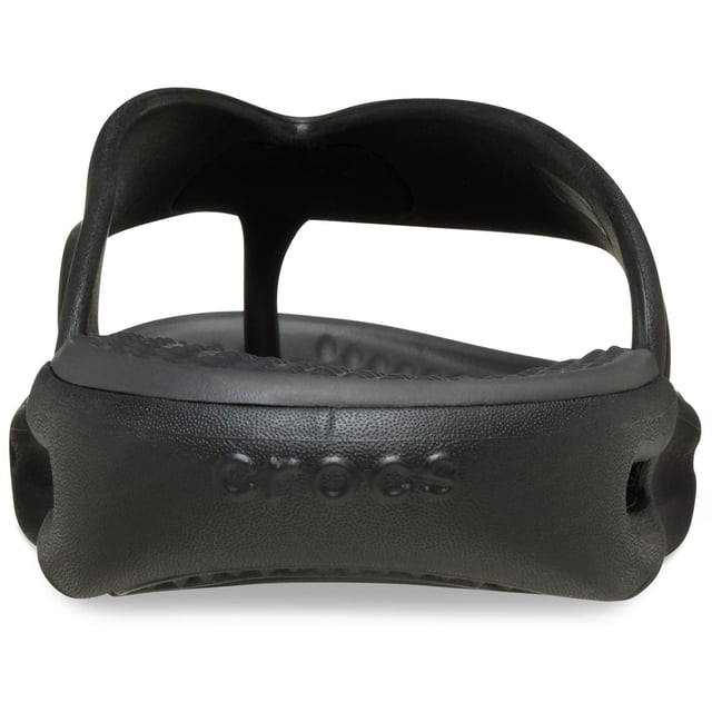Step up your sandal game with the InMotion Flip. A new, flip version of the ever-popular InMotion Clog, it boasts Iconic Crocs Comfort with an upper that feels like nothing at all, floating on top of your foot and moving with you without restriction