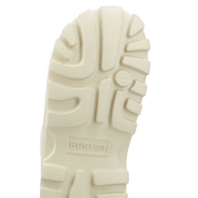 Ontspan in stijl met de Dames Moulded Stacked Sliders, voorzien van een lichtgewicht EVA-voetbed dat is gevormd naar de vorm van de voet voor uitzonderlijk comfort en ondersteuning.