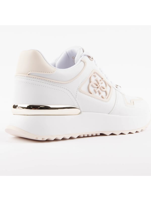 Basket Guess Koyaa Logo 4G Femme Weiß Polyurethan. Authentischer Schuh der Marke Guess - Streetwear/Sportswear-Design von Guess - Guess für modebewusste Frauen, perfekt für den Alltag - Die weißen Basket Guess passen perfekt in Ihre Garderobe - Bequemer Polyurethan-Material - Klassische Schnürsenkel - Koyaa Logo 4G - Synthetisch.