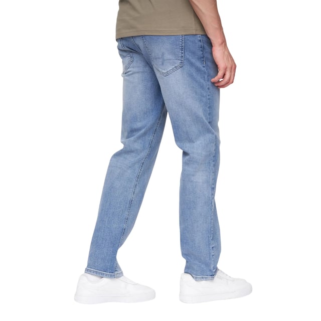 98% Cotton, 2% Elastane. Design: Plain. Pockets: 2 Side Pockets, 2 Back Pockets, 1 Coin Pocket. Fastening: Button, Zip Fly. Fabric Technology: Durable. Belt Loops, Branded Eyelets, Rubber Label. Fit: Straight.