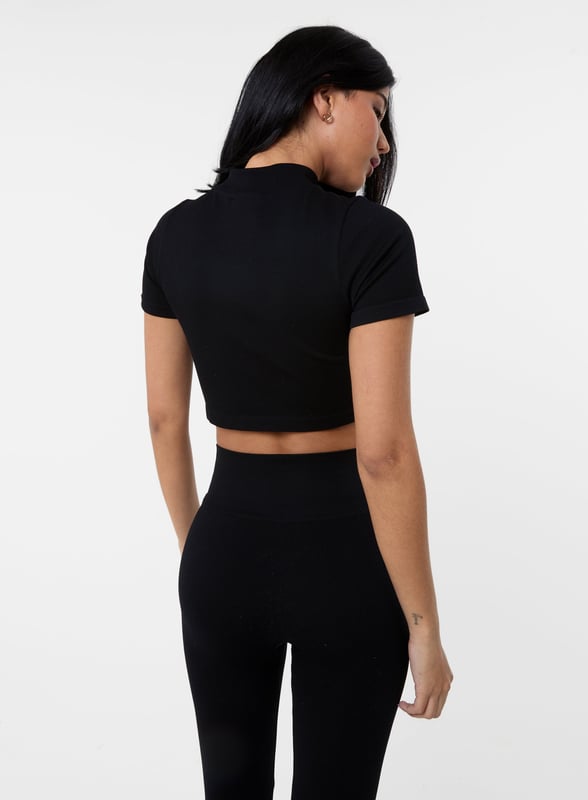 Mix and match perfection with Pink Vanilla activewear sets. Pair these Active Rib Leggings with our Active Rib Double Zip Top. Hit the gym always looking fresh and with a new trendy outfit.