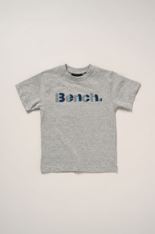 This versatile set from Bench includes two soft 100% cotton tees paired with brushed sweat shorts and joggers - perfect for mixing and matching across the week. The elasticated ribbed waistband and flat cotton drawcord offer a comfy, adjustable fit for play or downtime. A practical duo for effortless outfit changes through spring and summer.