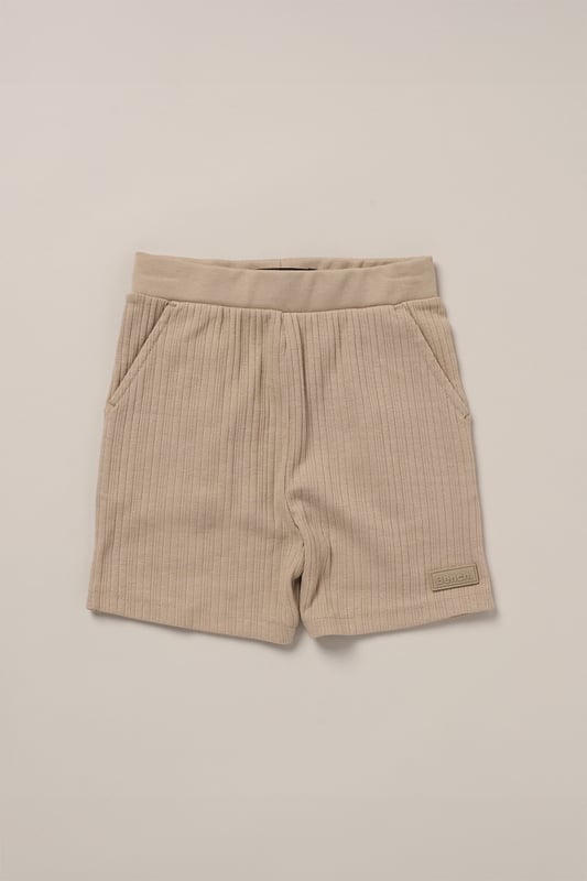 This easy set from Bench includes a ribbed polo shirt and matching shorts made from soft cotton with a bit of stretch for comfort. The ribbed texture gives it a nice finish while still being comfortable to wear. A great choice for everyday wear or casual outings.