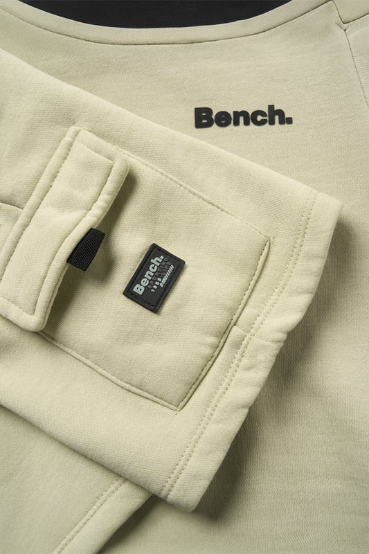 This easygoing Bench set includes a garment-dyed short sleeve sweatshirt, matching brushed sweat shorts and cotton-rich sports crew socks - perfect for chilled days and laid-back looks. Crafted from soft, breathable fabric with ribbed hems and an elasticated waistband for maximum comfort. Ideal for sporty spring styling or weekend lounging in style.