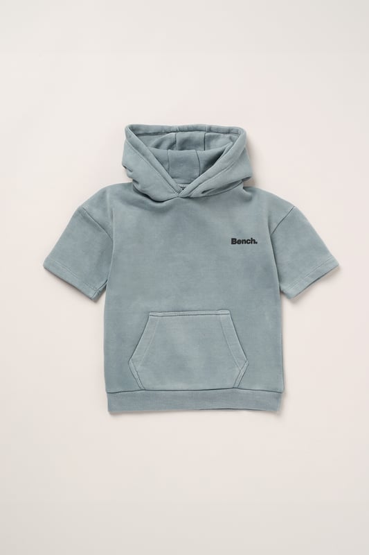 This casual 2-piece set from Bench includes a short sleeve hoody and coordinating shorts, crafted from soft brushed sweat fabric for breathable comfort. The double-lined hood and stretch ribbed finishes deliver a relaxed, sporty vibe with added durability. Perfect for everyday wear, from chilled weekends to active play.