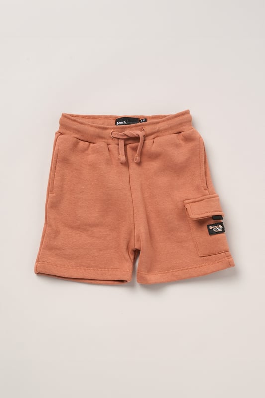 This 2-piece set from Bench includes a standout sweatshirt with a stitched imitation cross body bag detail and matching shorts for a coordinated, streetwear-inspired look. Made from soft brushed sweat fabric and finished with ribbed trims for comfort, it’s an easy go-to for laid-back days. The playful bag detail brings added personality, while the matching shorts complete the look with ease. Perfect for casual wear with a cool, urban edge.
