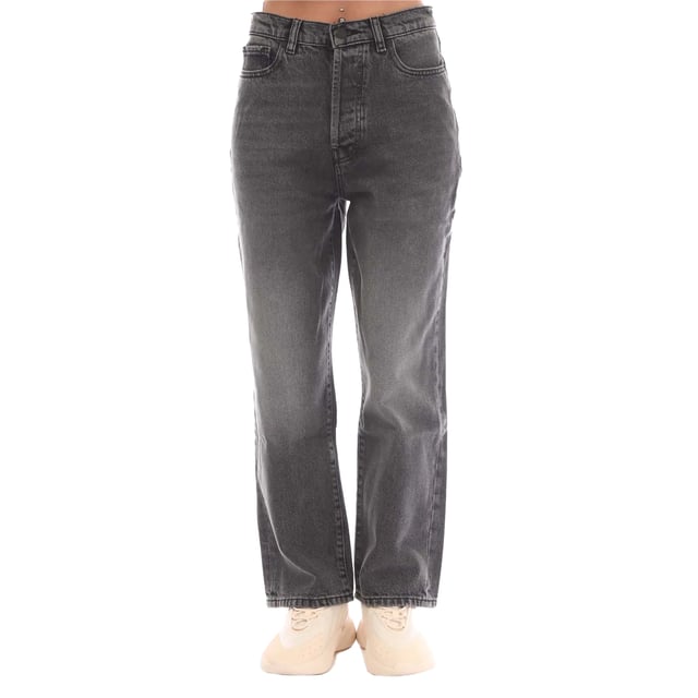Material: Denim. Tyg: tvättat. Design: Logotyp. Fickor: 2 sidofickor, 1 myntficka, 2 bakfickor. Fästning: Knapp, blixtlås. Bälteshällor, Croppad, Vida ben. Passform: Rak. Höjd: Höghöjd.