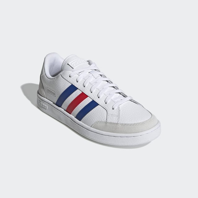Vintage vibes. New soul. These shoes have a clean and contemporary design with the bones of '70s-era tennis trainers. This version has soft suede overlays and and a textured leather upper.  - Regular fit - Lace closure - Leather upper with suede toe and heel overlays - Cushioned feel - Tennis-inspired shoes - Cloudfoam Comfort sockliner and textile lining - Rubber cupsole  Shipped by adidas