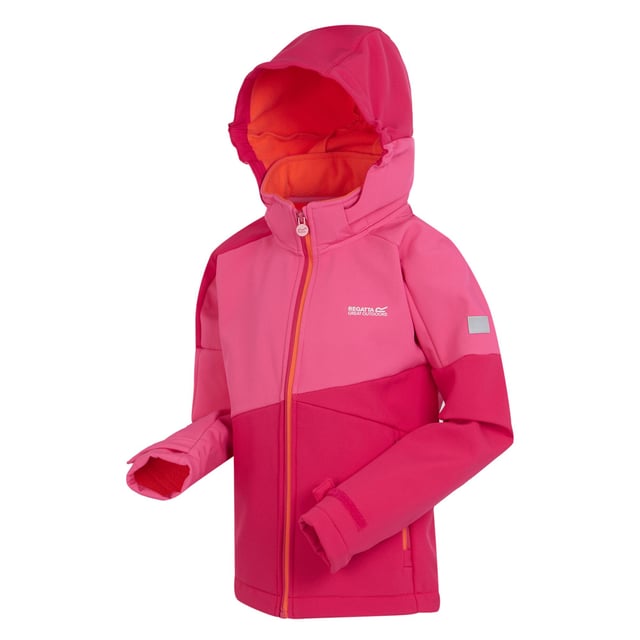 Regatta - "Acidity VII" Softshelljacke für Kinder (Flamingo-Rosa/Pinker Trank) Gewebe: Softshell, Stretch, gewebter Stoff. Design: Logo, Unifarben. Rand: Reflektierend. Gewebetechnik: Atmungsaktiv, langlebig, Wasserabweisend, Warmer Rücken, wasserabweisend, Wasserfest, winddicht, XTP. Bündchen: anpassbar. Body-Panel, Ventiliert. Mit Kapuze, Stehkragen. Langärmlig. Kapuzenmerkmale: Elastisch, Mit Reißverschluss trennbar. Taschenart: Zwei Taschen unten, Reißverschluss. Durchgehender Reißverschluss. Atmungsaktivitätsbewertung: 10000. Hinweis: Shockcord Hem Alter ab 7. Nachhaltigkeit: Aus recyceltem Material. 104: 57,15 cm. 116: 61 cm. 140: 73,66 cm. 146-152: 78,74 cm. 170-176: 90,17 cm. 158: 81,28 cm. 164: 86,36 cm. 128: 67,31 cm.