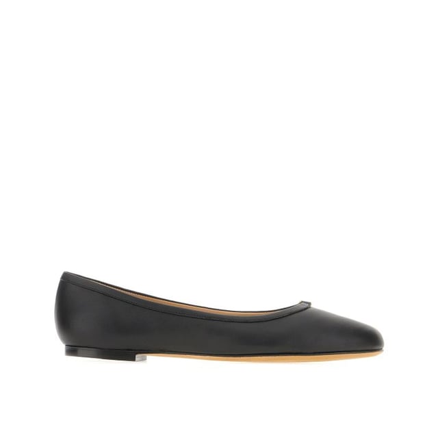 Chloé Leren Ballerina Flats - Samenstelling: 100% Lamsleer - Binnenkant: Leer - Zolen: Leer - Zool: Leer - Ronde neus - Goudkleurige hardware - Gekleurd merkteken op de inlegzool - Instapontwerp - Gemaakt in Spanje - Geslacht: VROUWEN -