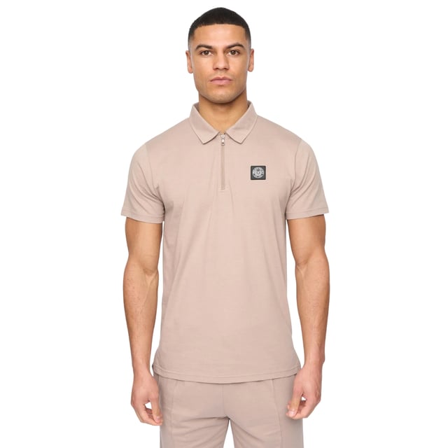 100% Cotton. Fabric: Jersey, Soft Touch. Design: Logo, Rubber Badge. Waistline: Elasticated. Sleeve-Type: Short-Sleeved. Neckline: Turn Down Collar. Fastening: Pull Over, Quarter Zip. Contents: 1 Polo Shirt, 1 Shorts. Fit: Relaxed Fit. S: 38 in. M: 40 in. L: 42 in. XL: 44 in. XXL, XXL, XXL: 46 in, 46 in.