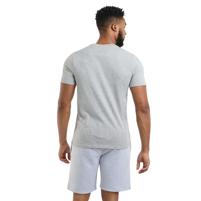 100% Cotton. Fabric: Single Jersey. Design: Screenprint, Stacked Logo. Neckline: Crew Neck. Sleeve-Type: Short-Sleeved. Fabric Technology: Lightweight. Subtle Stitch Detail, Top Stitched Shoulder. XS: 35 in. S: 37 in. M: 40 in. L: 43 in. XL: 46 in. XXL: 49 in.