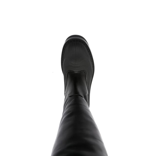Chlo�� Raina Overknee Laarzen '- Samenstelling: 100% leer - Binnenkant: 100% leer - Binnenzool: 100% leer - Zool: 100% rubber - Ronde neus - Gegraveerd logo detail - Stevige rubberen zool - Instapmodel - Gemaakt in Italië - Geslacht: VROUWEN -