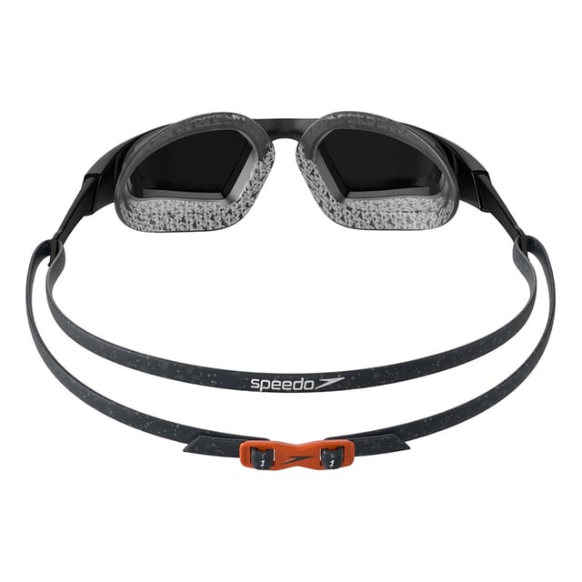 Design: Logo, Speckle. Fabric Technology: IQfit. Double Silicone Strap. 100% UV Protection, Anti-Fog, Frameless, Increased Peripheral Vision, Leak Resistant, Reduced Brightness & Glare, Reduces Skin Marks. Fastening: Adjustable Strap. Mirrored Lens. Suitable for: Outdoor Use, Racing.