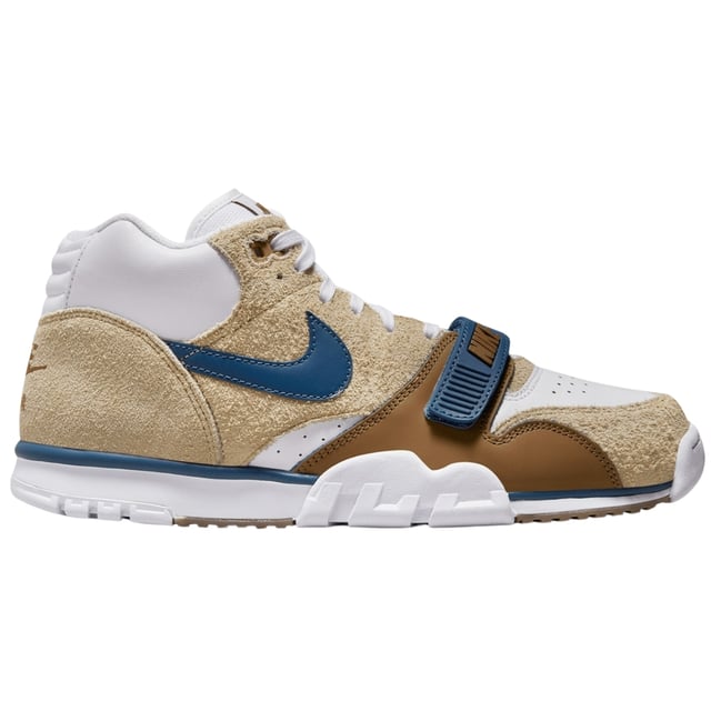 Nike Air Trainer 1, bruine schoenen, Nike bruine schoenen, 100% textiel, blauw vinkje, vetersluiting, gymkleding, merkbadge aan de zijkant van de schoen, gemaakt in Indonesië