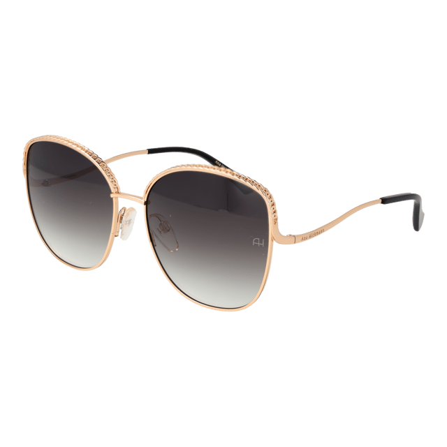 Geslacht: Vrouw
Hoofdkleur: Goud
Kleur van het frame: Goud
Frame materiaal: Metaal
Kleur van lenzen: Grijs
Lensenmateriaal: Kunststof
Filtercategorie: 3
Lenzen effect: Geen extra's
Bescherming: 100% UVA & UVB
Breedte van de lenzen: 60
Hoogte van de lenzen: 54
Brugbreedte: 17
Frame breedte: 140
Lengte van de tempels: 142
Stijl: Vlinder
Velgenstijl: Full-Rim
Veer scharnier: Nee
Extra: Geen extra's
Zending omvat: Etui
Country: China