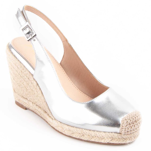 Espadrille met sleehak voor dames. Binnenzool van 100% natuurlijk leer. Comfortabele pasvorm. Gefabriceerd door andere merken voor ons merk. Geschatte afmetingen: 8 cm wig en 2 cm platform.