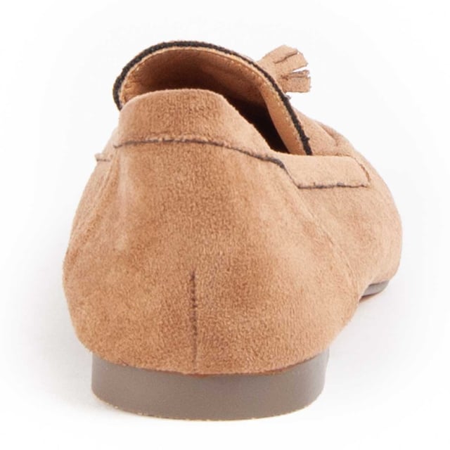 Casual loafer voor dames. Comfortabele pasvorm. Gefabriceerd door andere merken voor ons merk.