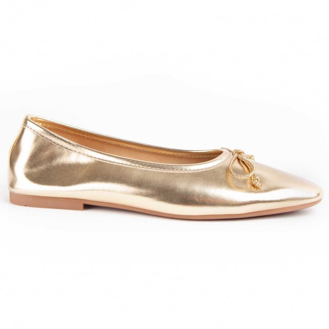 Casual ballerina voor dames. Comfortabele pasvorm. Gefabriceerd door andere merken voor ons merk.