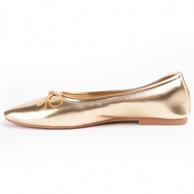 Casual ballerina voor dames. Comfortabele pasvorm. Gefabriceerd door andere merken voor ons merk.